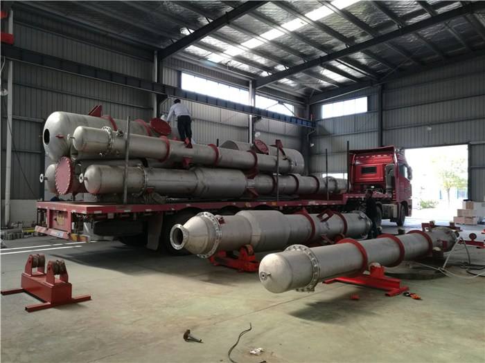 多效強制循環(huán)蒸發(fā)器的特點: 多效強制循環(huán)蒸發(fā)器的特點: